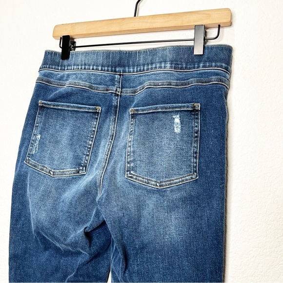 Spanx Distressed Ankle Skinny Petite Jeans in Medium Wash - Picture 13 of 16